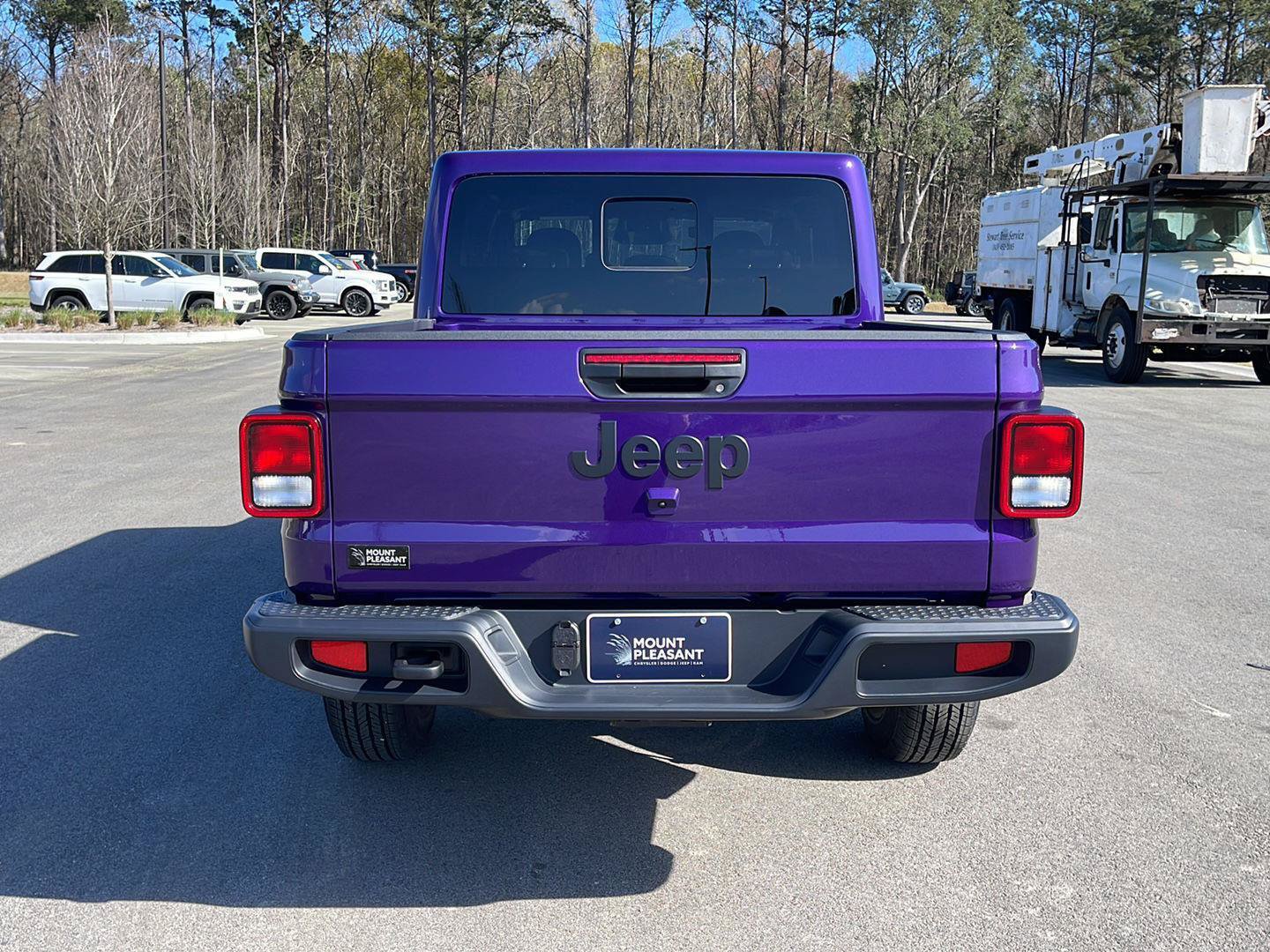 New 2026 Jeep Gladiator Sport AWD/4WD image 6
