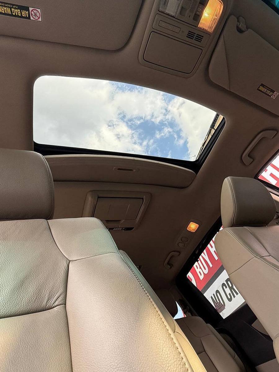 Used 2012 Honda Odyssey EX-L image 23
