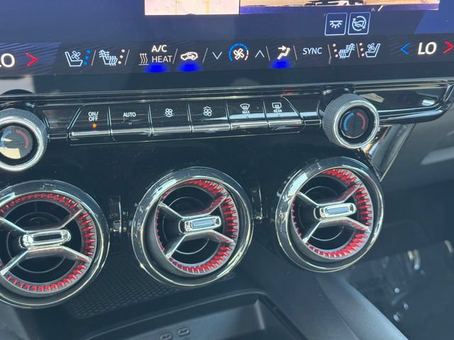 Certified 2024 Chevrolet Blazer EV RS AWD/4WD image 16