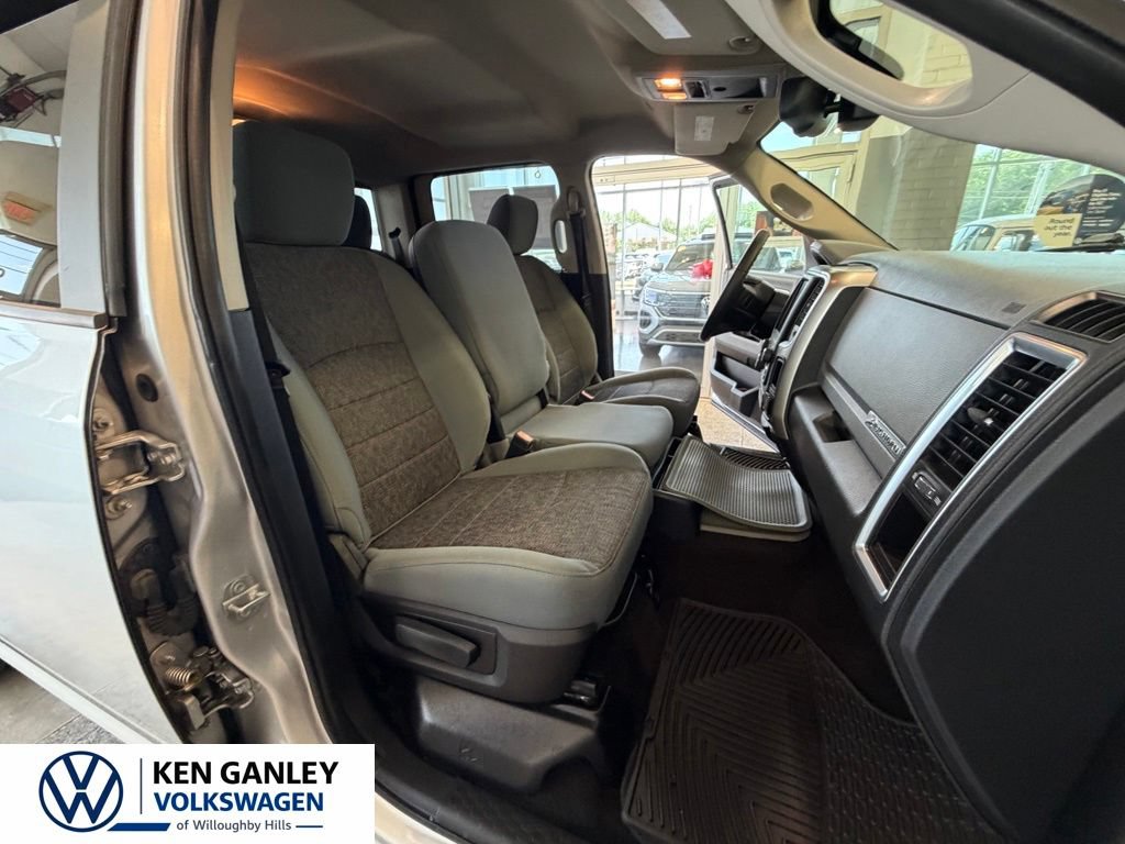 Used 2017 RAM 1500 Big Horn AWD/4WD image 22