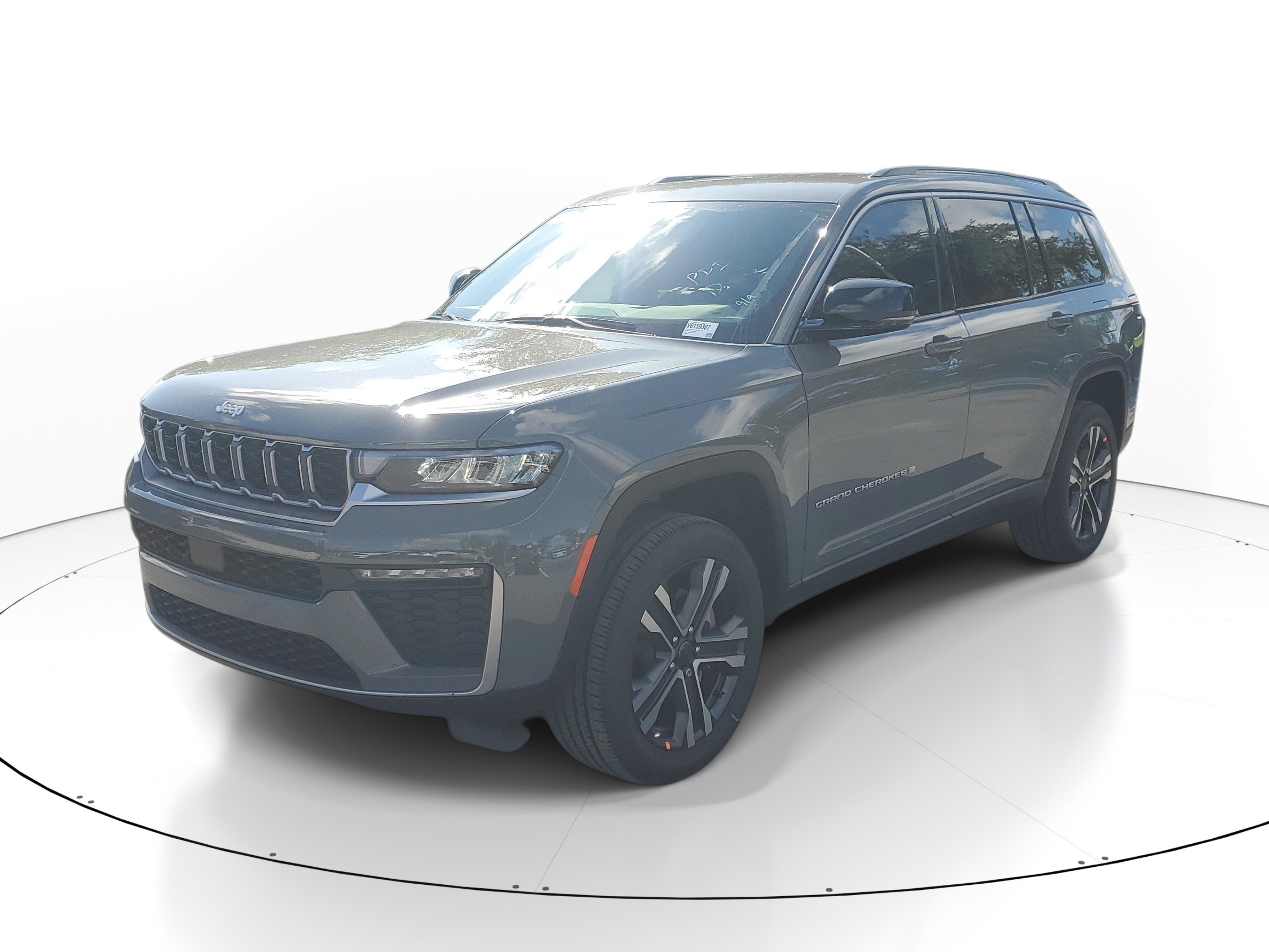 New 2027 Jeep Grand Cherokee L Limited RWD image 3