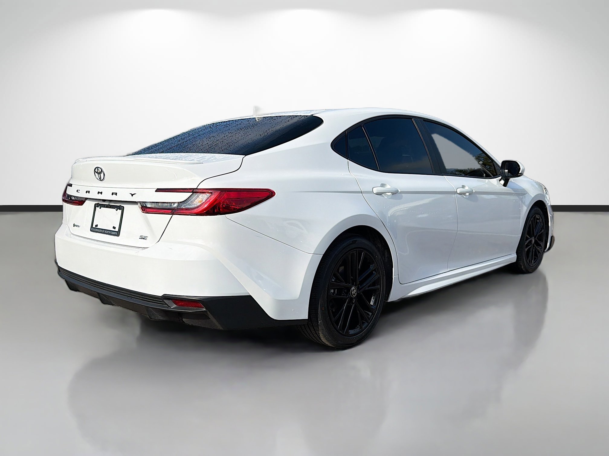 Used 2025 Toyota Camry SE w/ Multimedia Upgrade Package image 3