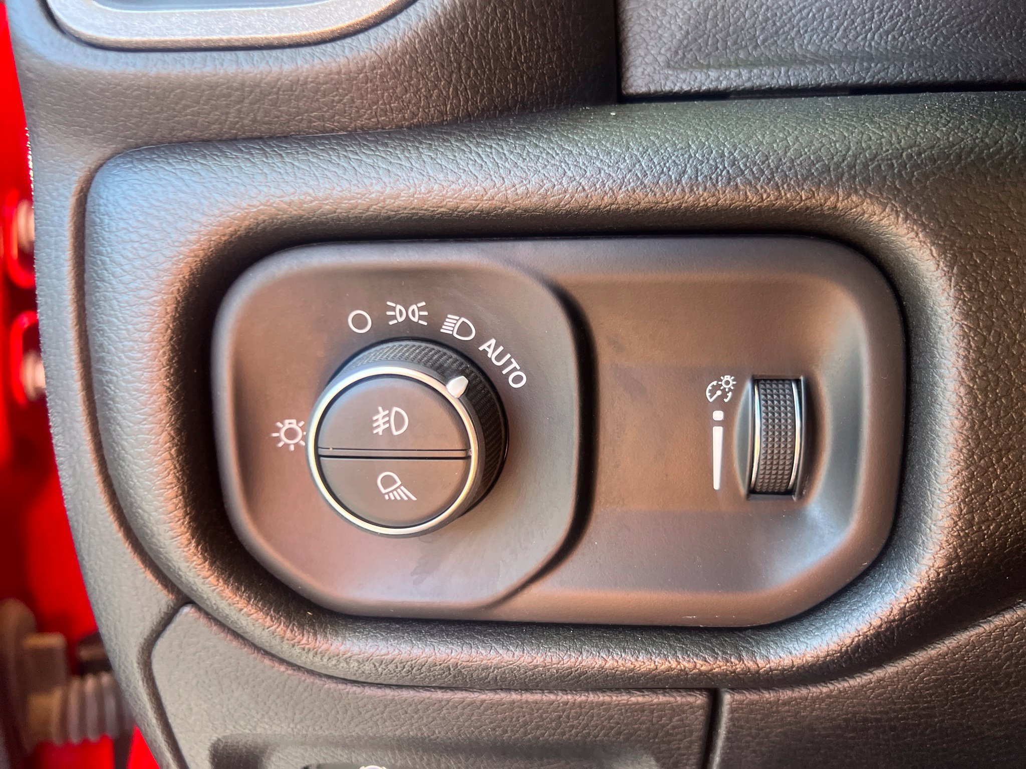 Used 2025 RAM 1500 Warlock AWD/4WD image 24