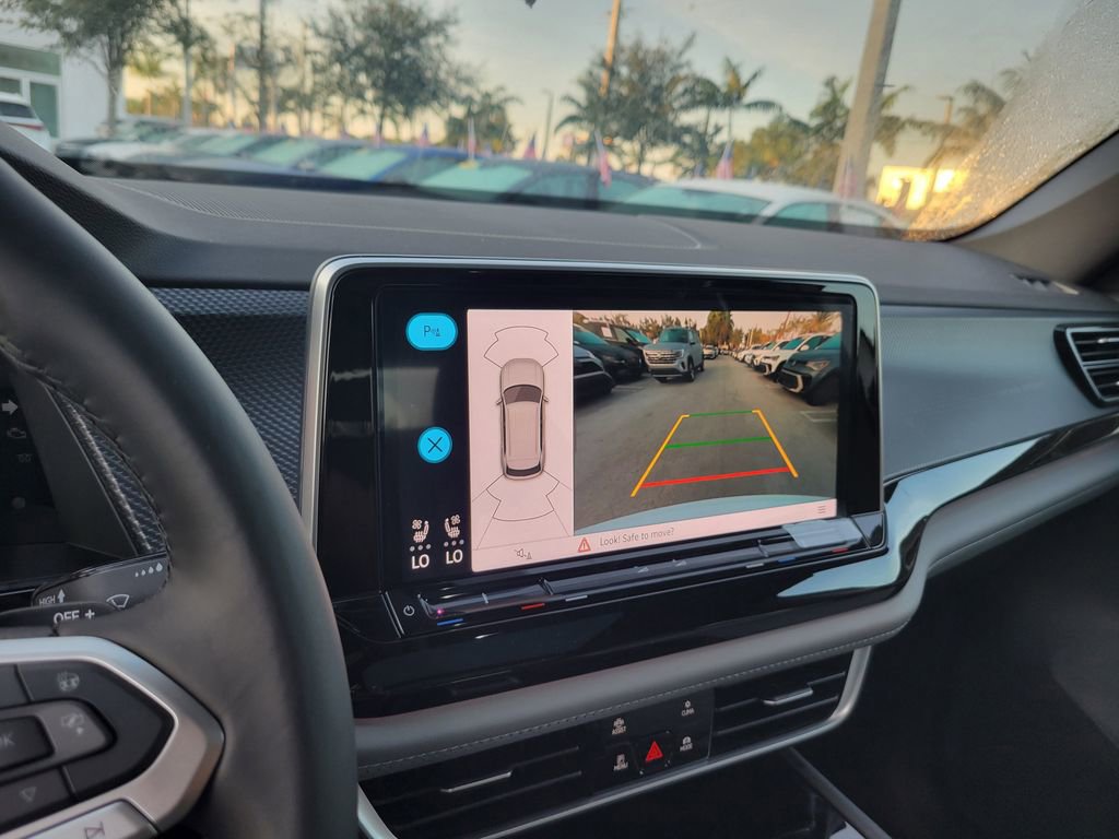 New 2026 Volkswagen Atlas Cross Sport SEL image 11