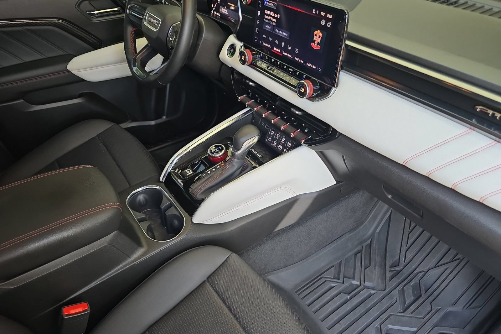 Used 2023 GMC Canyon AT4X AWD/4WD image 15
