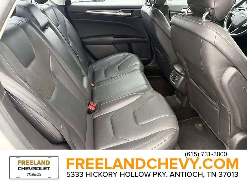 Used 2015 Ford Fusion Titanium image 22