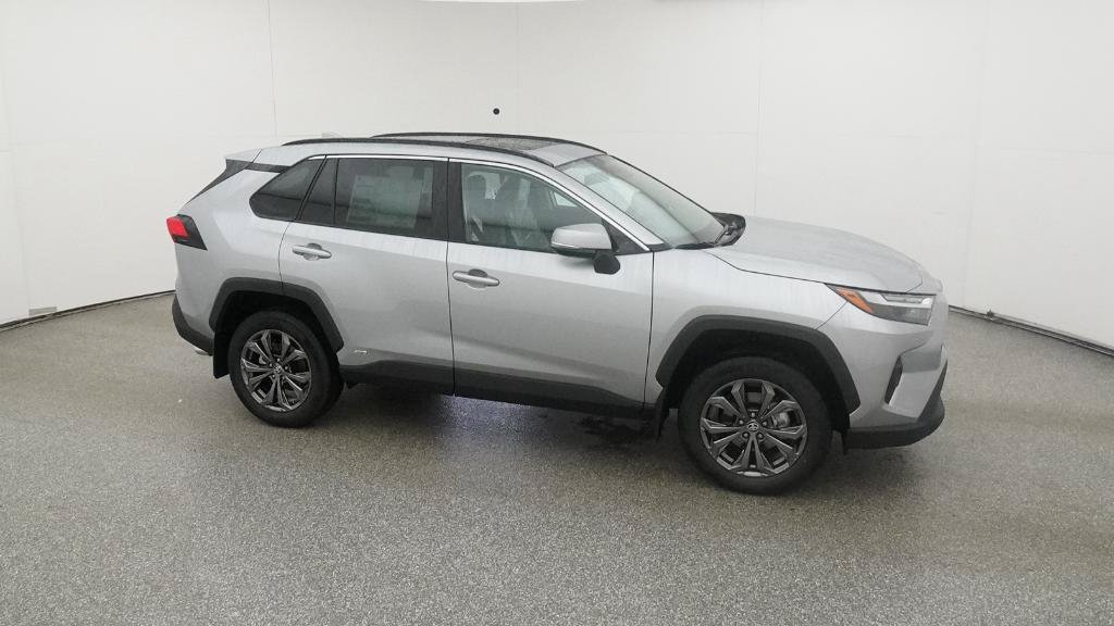 New 2025 Toyota RAV4 XLE Premium w/ Weather Package AWD/4WD image 15