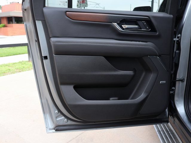 New 2026 GMC Yukon XL Denali w/ Denali Reserve Package AWD/4WD image 23