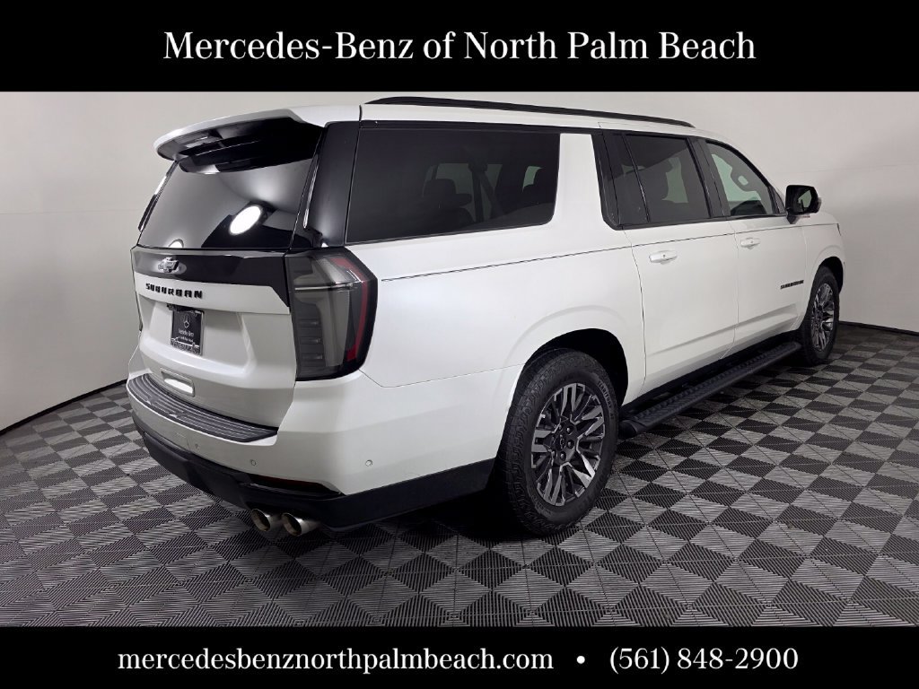 Used 2025 Chevrolet Suburban Z71 w/ Z71 Off-Road Package AWD/4WD image 6