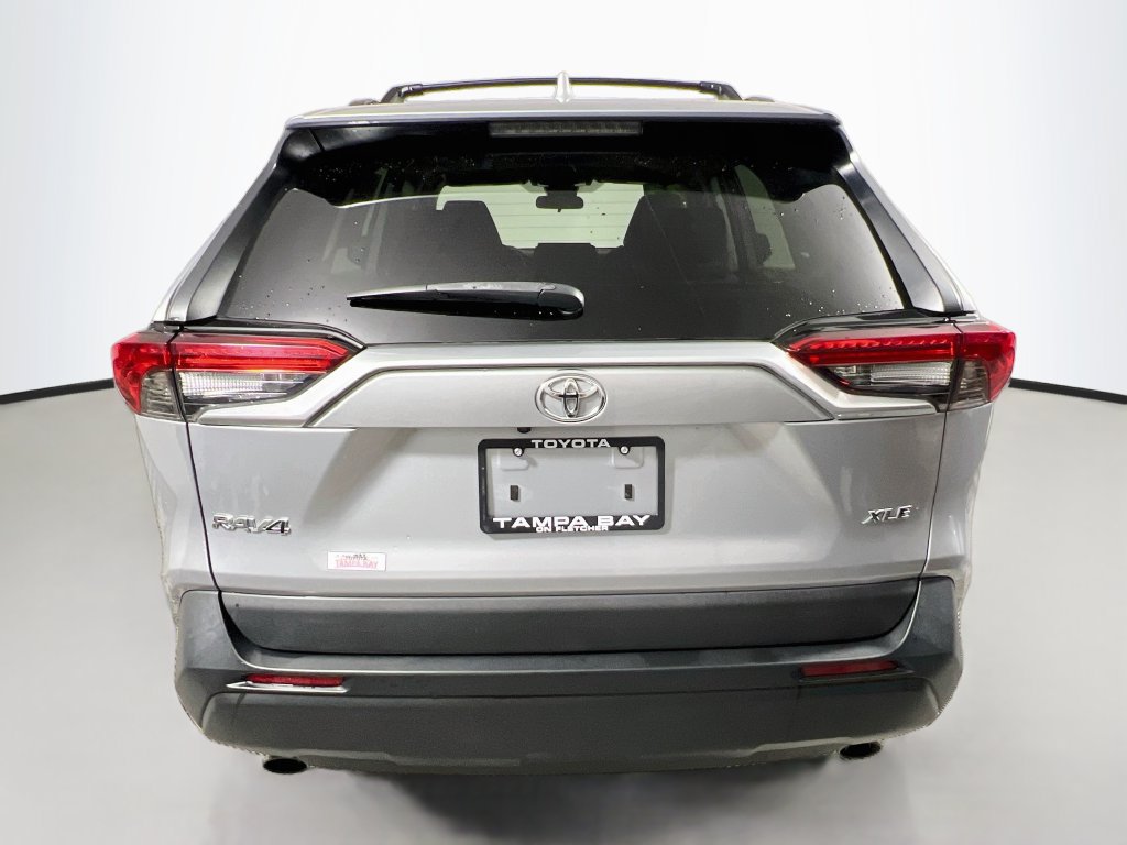 Used 2023 Toyota RAV4 XLE w/ Convenience Package FWD image 4