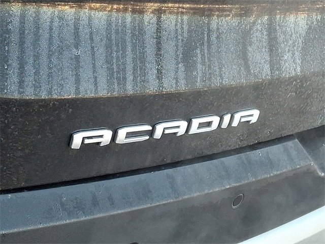 Used 2023 GMC Acadia SLT image 30