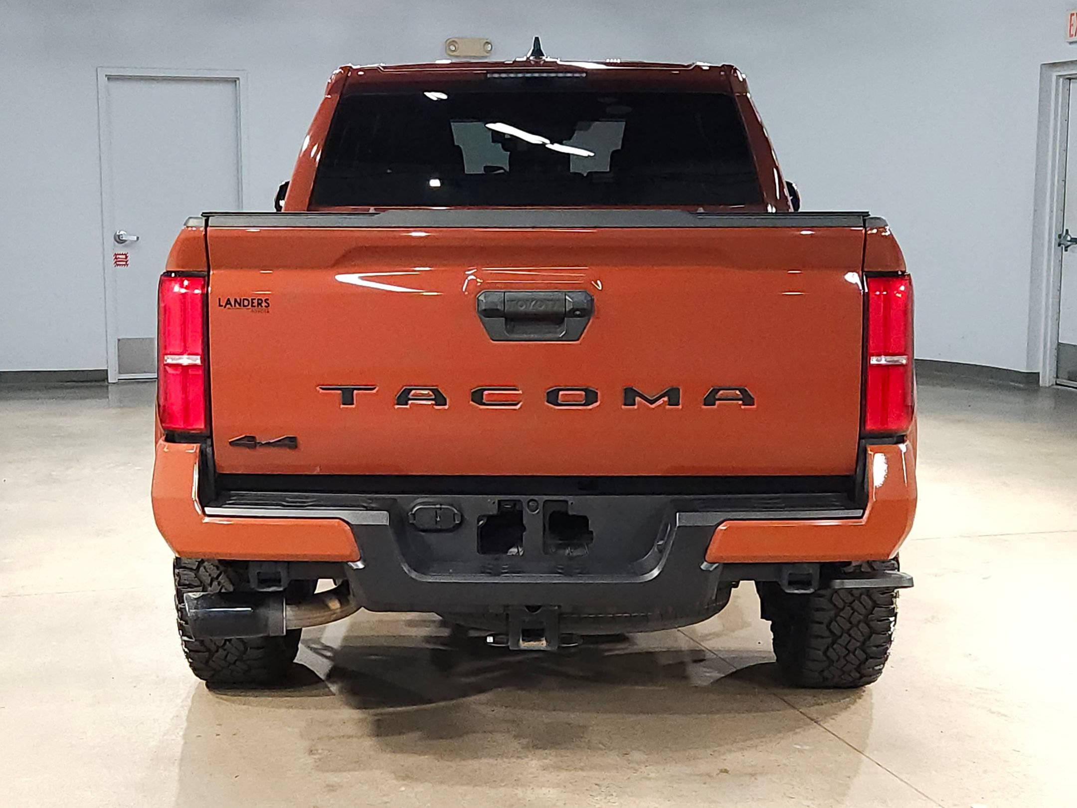 Certified 2025 Toyota Tacoma TRD Sport AWD/4WD image 6