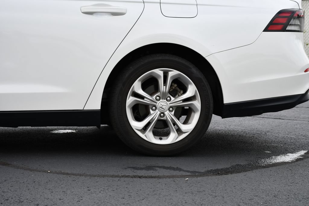 Used 2023 Honda Accord LX image 11