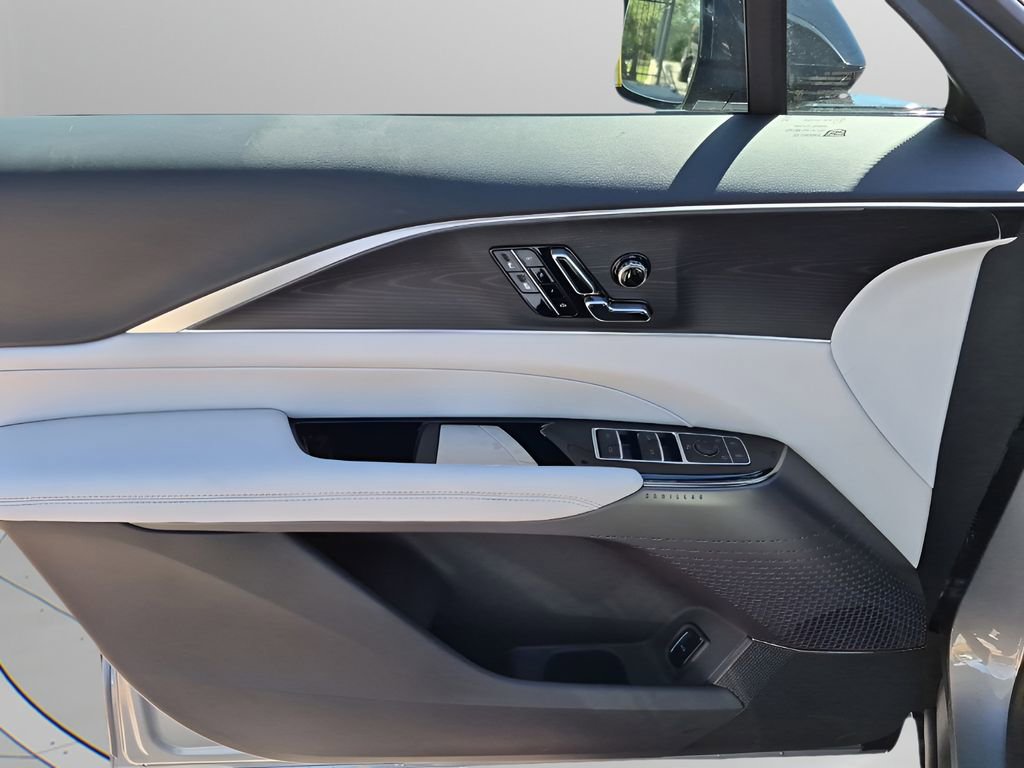 New 2026 Cadillac Lyriq Luxury image 26