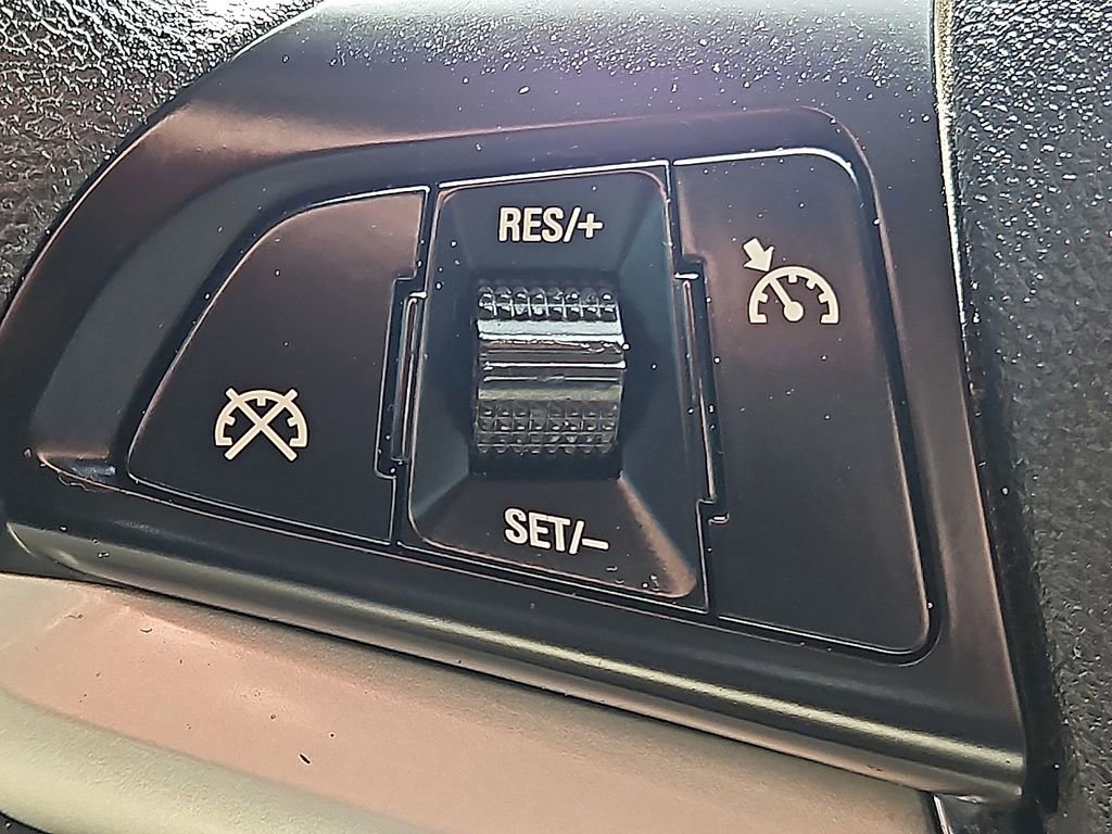 Used 2013 Chevrolet Camaro LS RWD image 21
