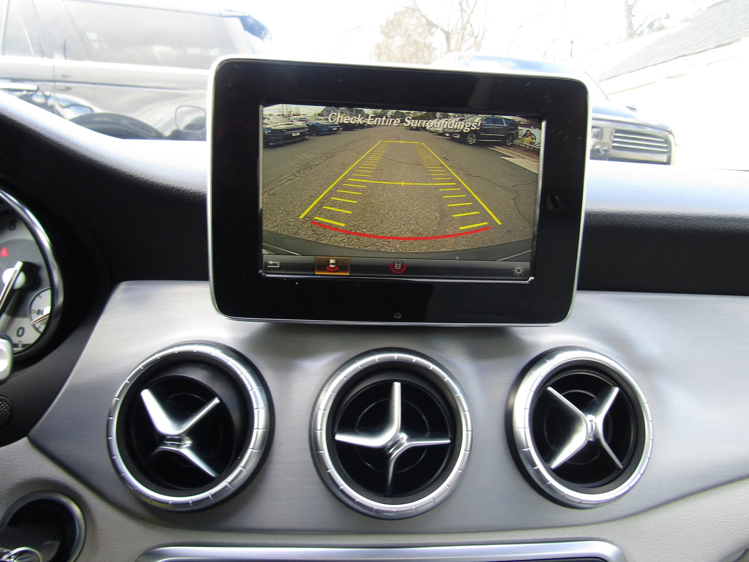 Used 2015 Mercedes-Benz CLA 250 image 19