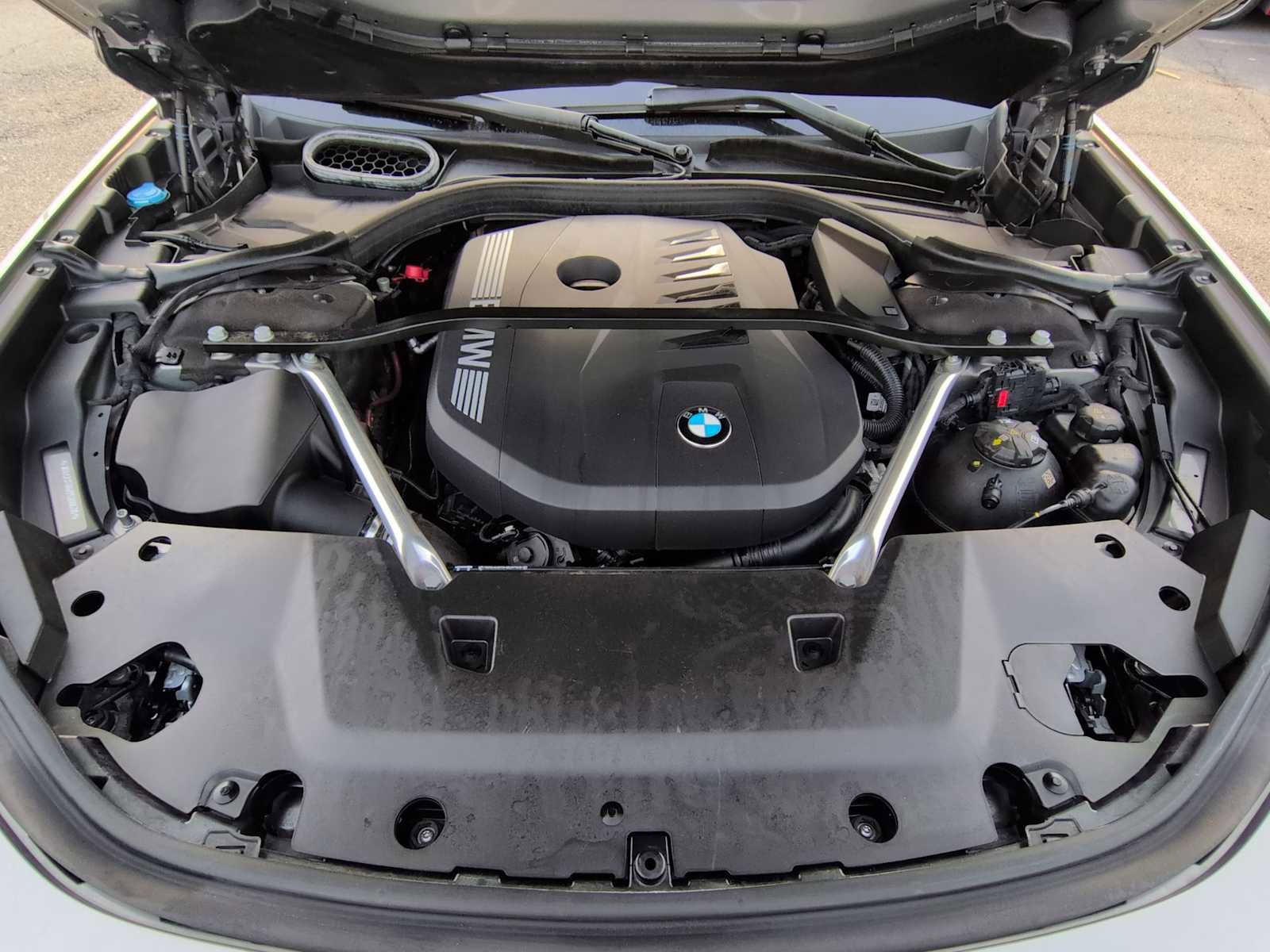 Used 2023 BMW 740i image 15