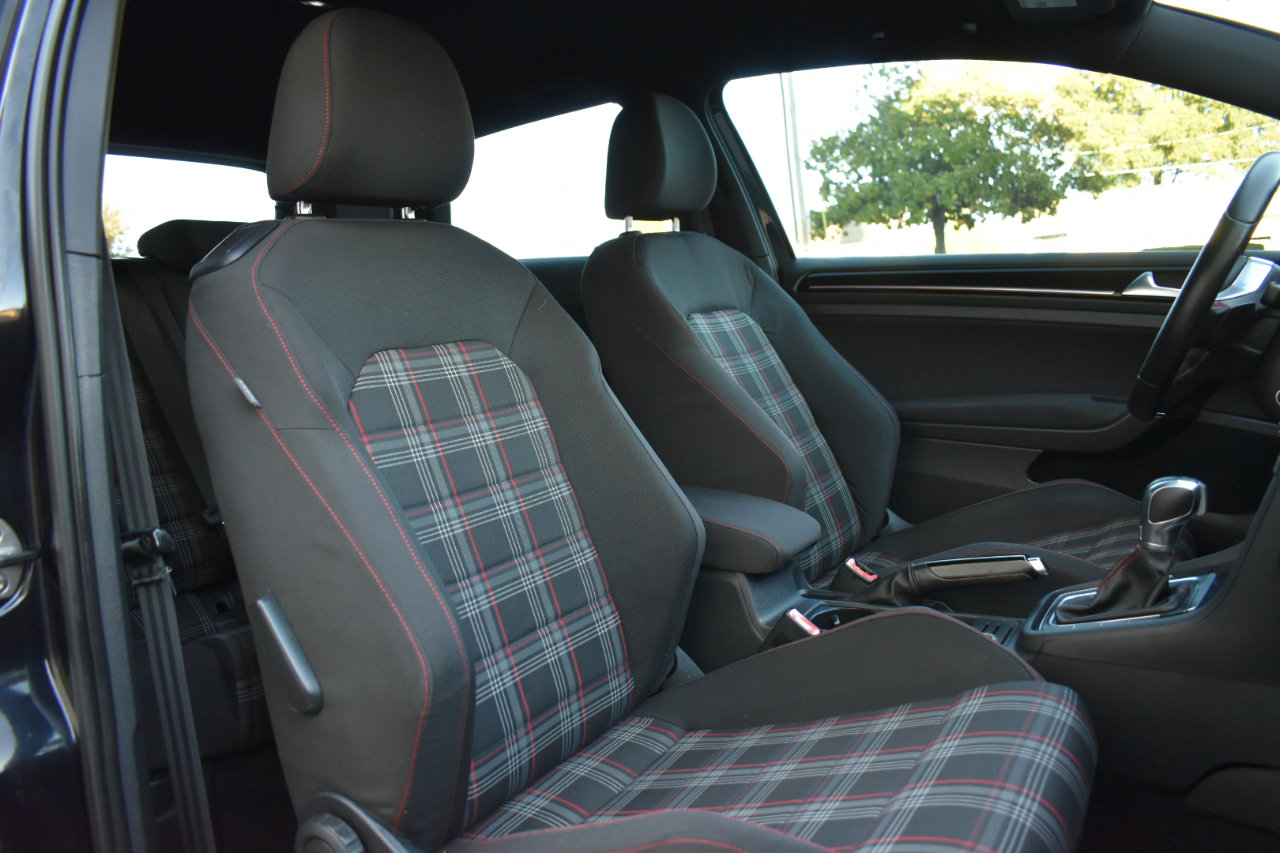 Used 2015 Volkswagen GTI S image 22