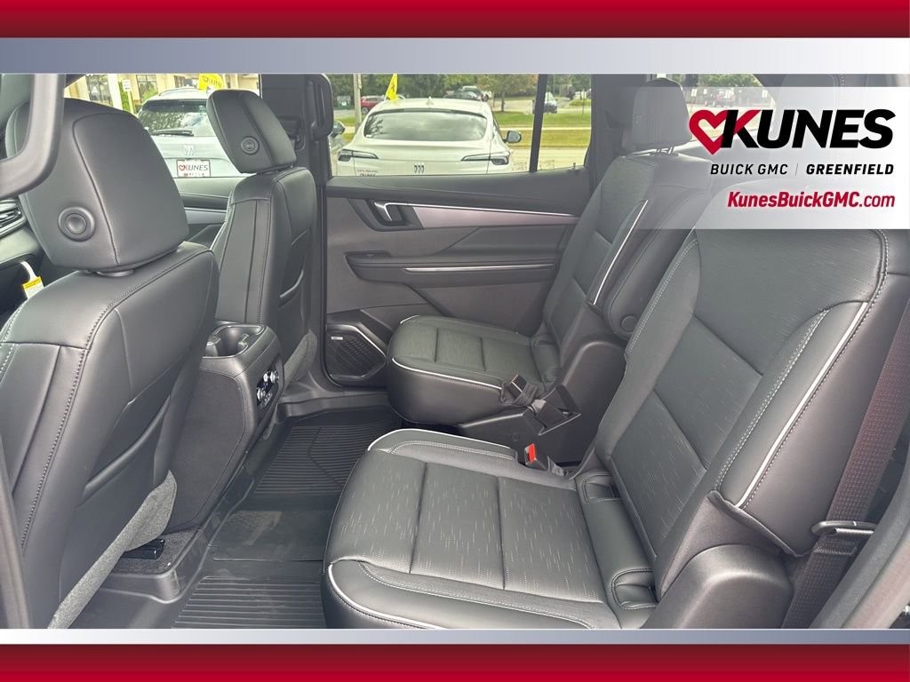 New 2026 Buick Enclave Sport Touring w/ LPO, Floor Liner Package image 38