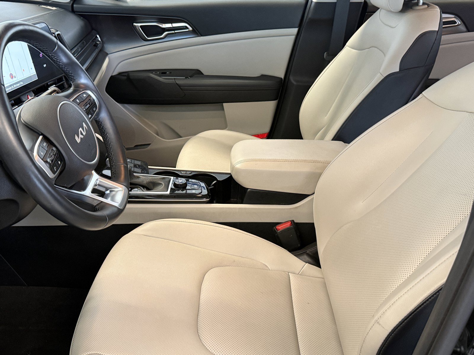 Used 2023 Kia Sportage EX FWD image 22