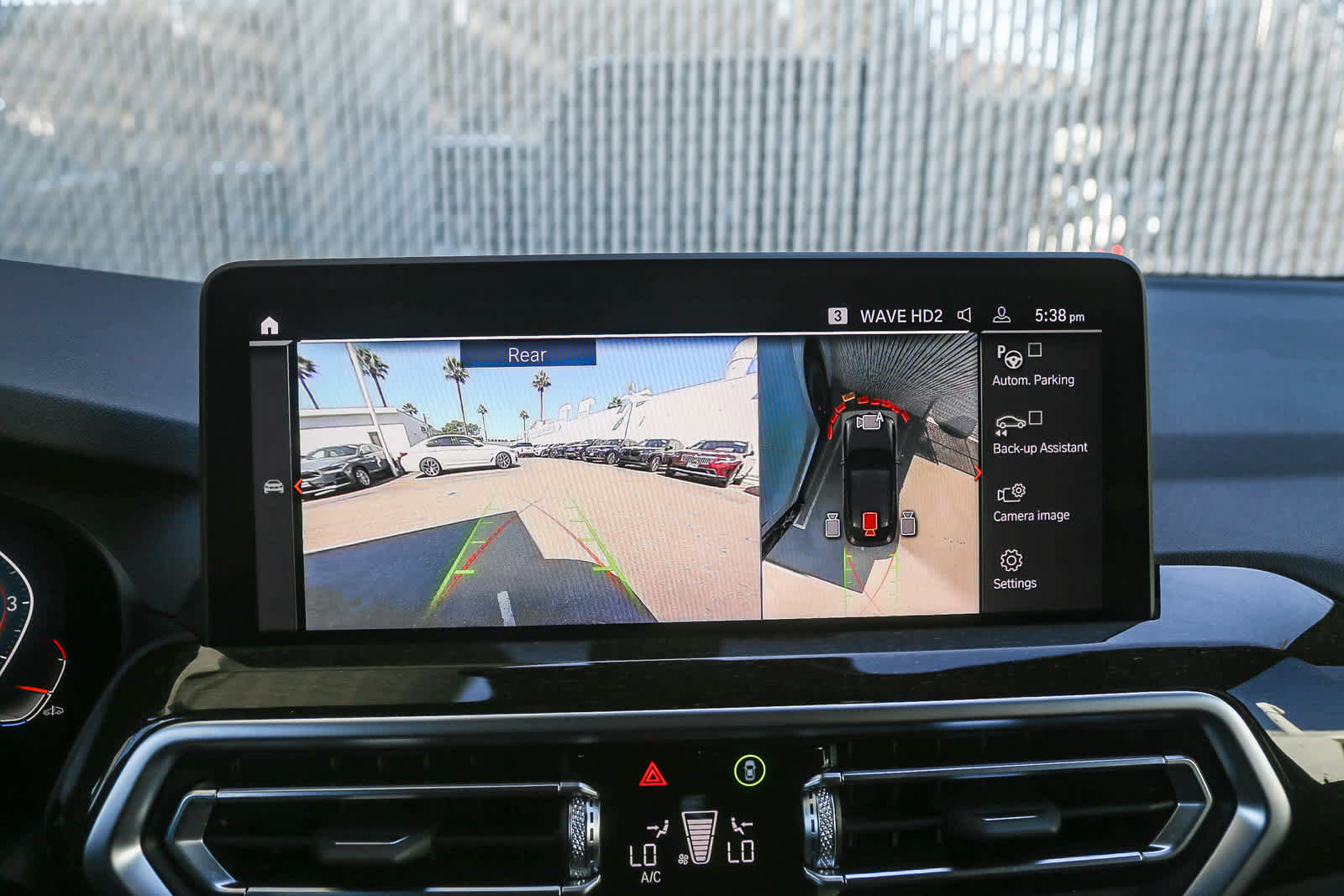 Used 2025 BMW X4 xDrive30i w/ Premium Package image 21