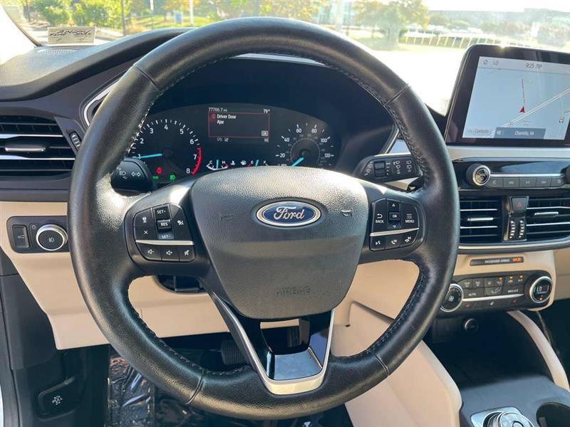 Used 2020 Ford Escape SEL AWD/4WD image 16