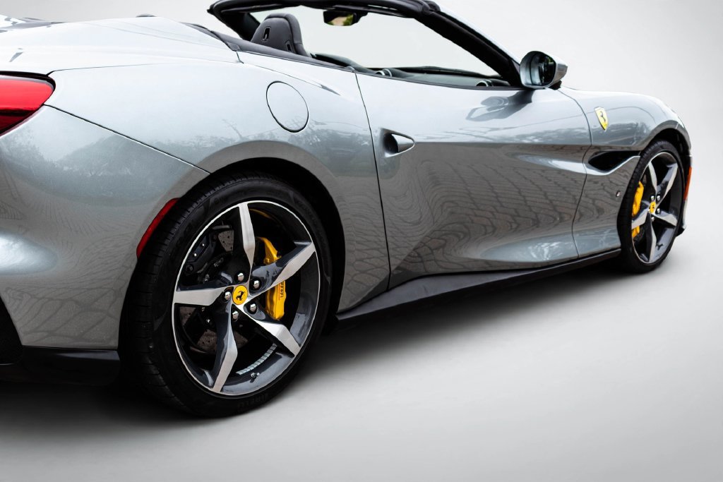 Certified 2022 Ferrari Portofino M RWD image 19