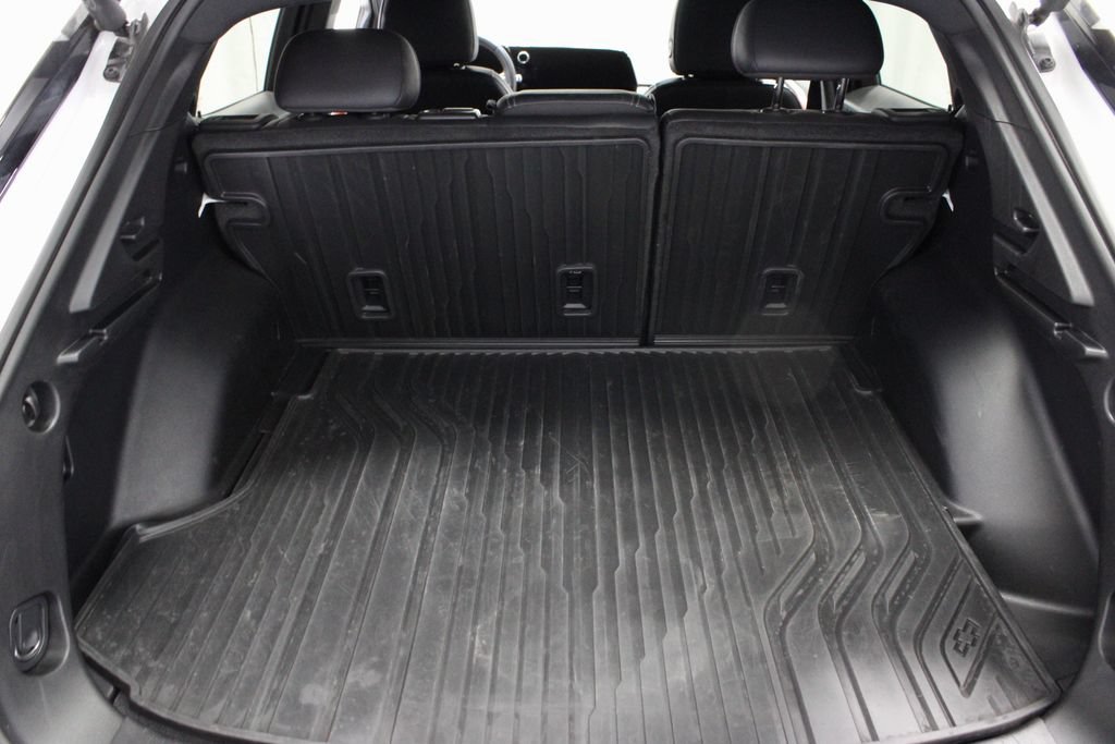 Used 2024 Chevrolet Equinox EV RS FWD image 14