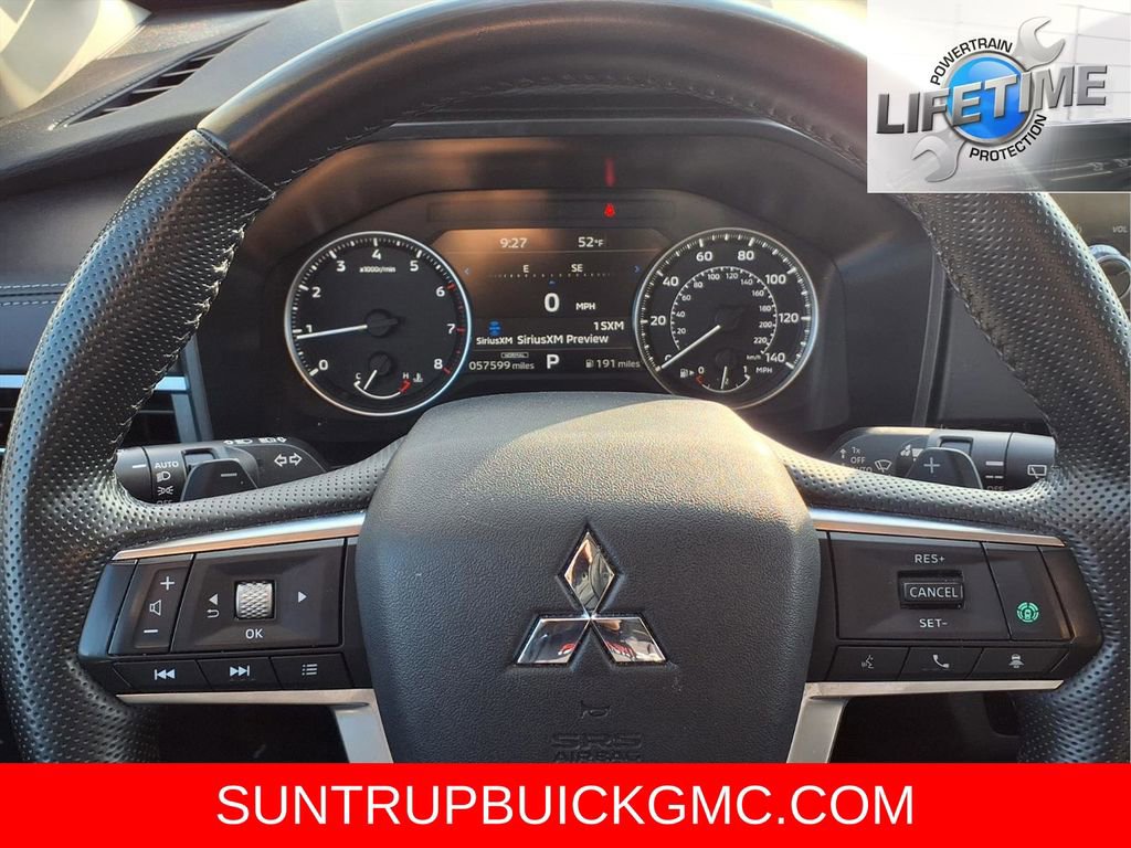 Used 2024 Mitsubishi Outlander SE image 18