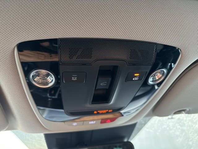 Used 2023 Kia Sorento SX image 16