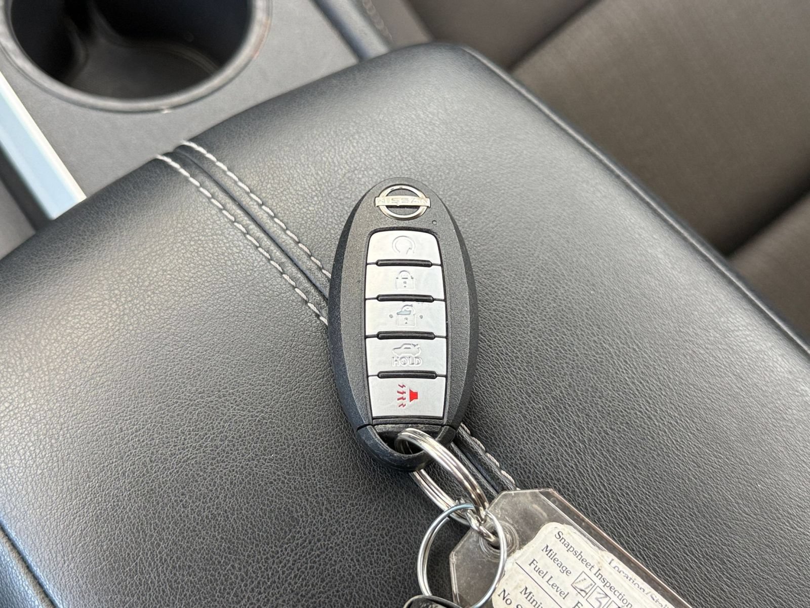Used 2025 Nissan Altima 2.5 SV FWD image 17