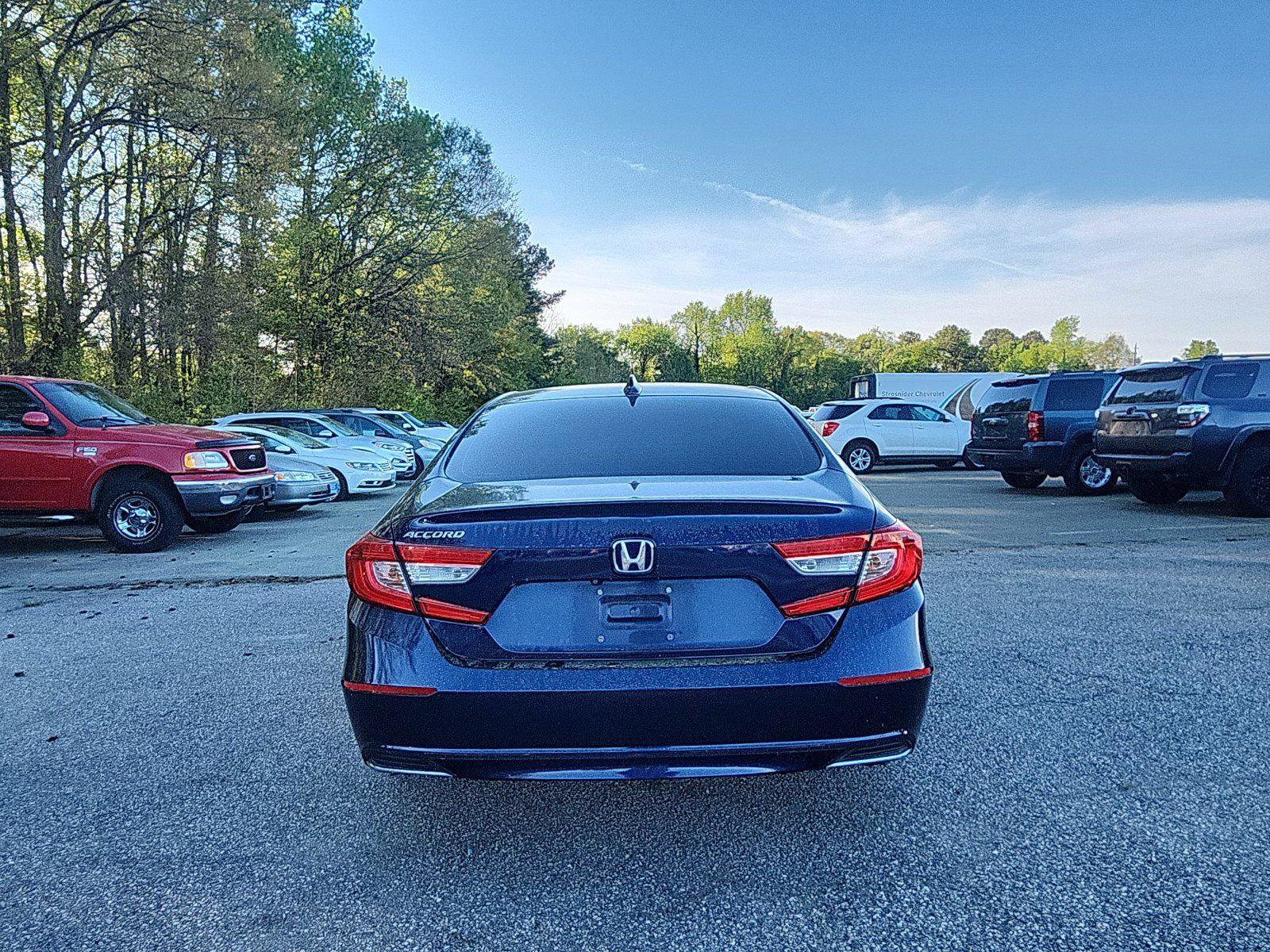 Used 2019 Honda Accord LX image 4