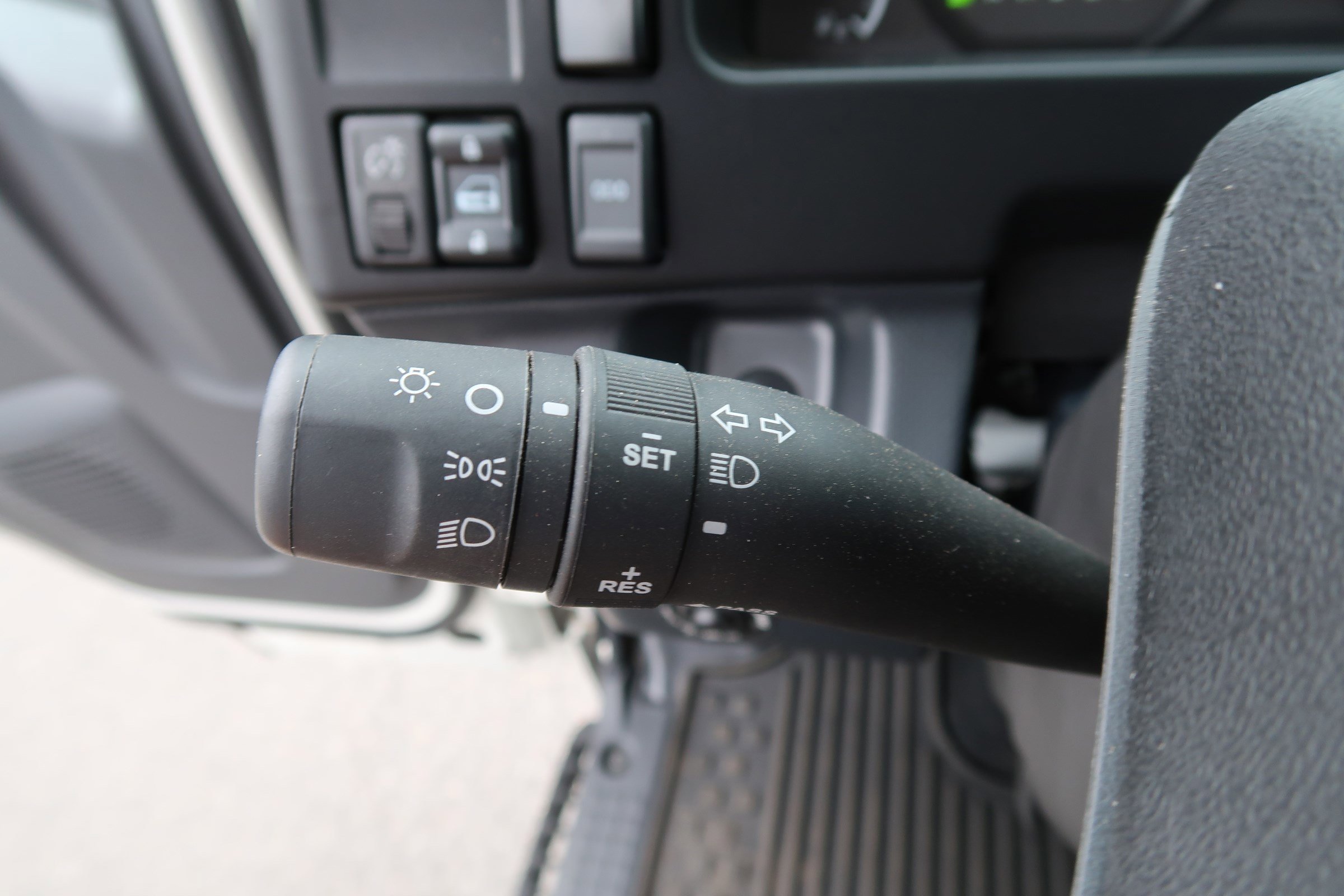 Used 2025 Chevrolet Low Cab Forward RWD image 24