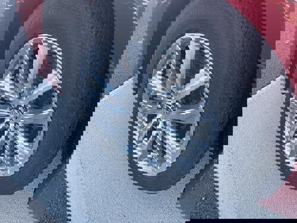 Used 2016 INFINITI Q50 Premium w/ Driver Assistance Package image 23