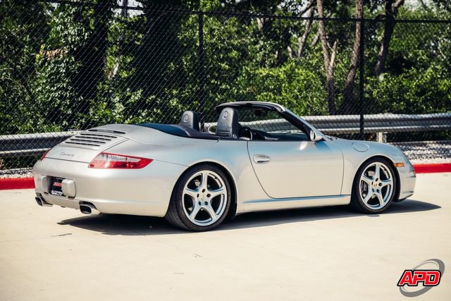 Used 2006 Porsche 911 Carrera RWD image 40