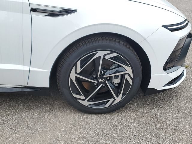 New 2026 Hyundai Sonata SEL FWD image 5