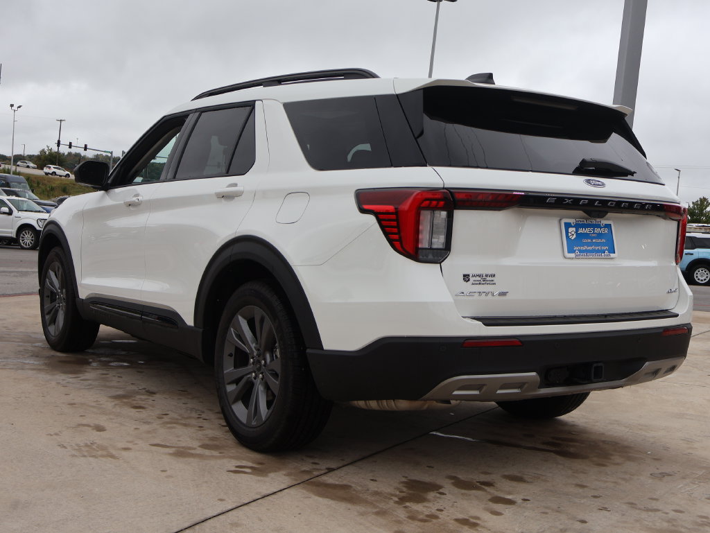New 2026 Ford Explorer Active w/ Active Comfort Package AWD/4WD image 3