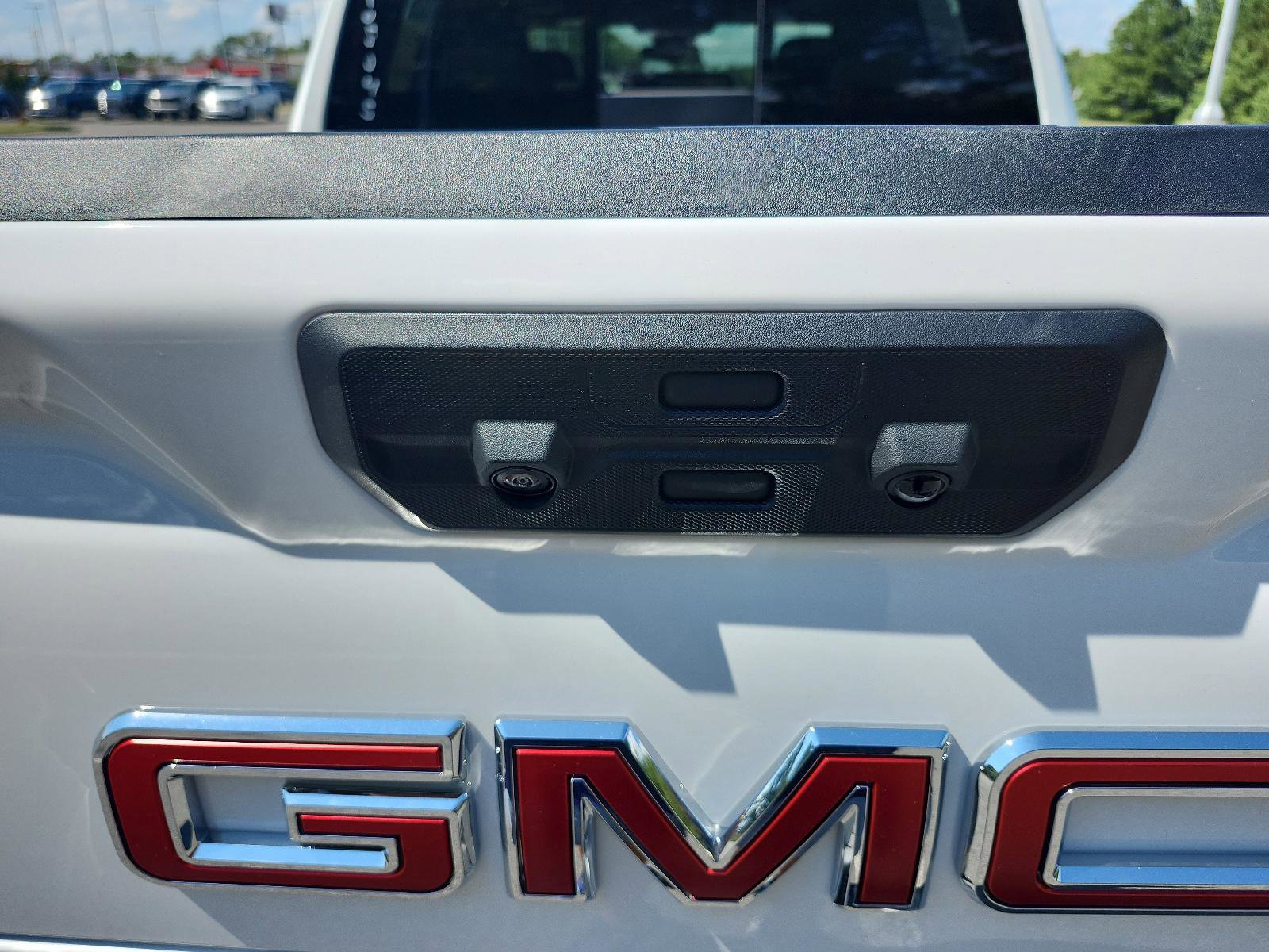 New 2026 GMC Sierra 1500 SLT w/ SLT Premium Plus Package image 10