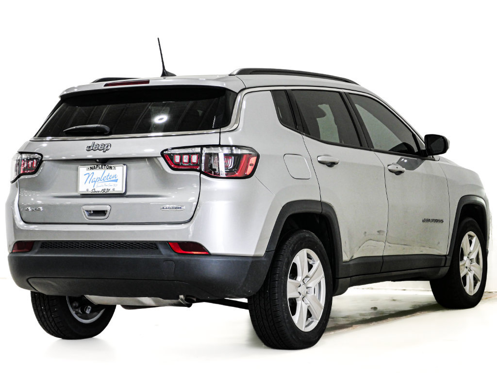 Used 2022 Jeep Compass Latitude w/ Convenience Group AWD/4WD image 6