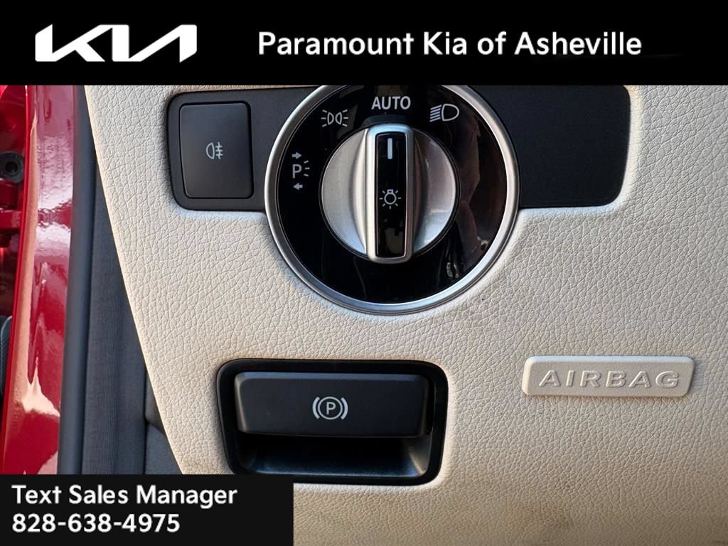 Used 2020 Mercedes-Benz SLC 300 image 24