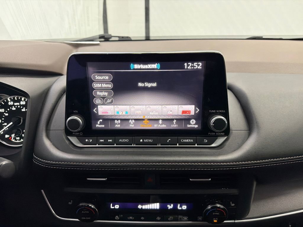 Used 2023 Nissan Rogue SV w/ SV Premium B Package FWD image 30