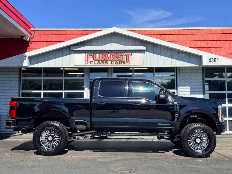 Used 2023 Ford F250 Lariat w/ Sport Appearance Package AWD/4WD image 2