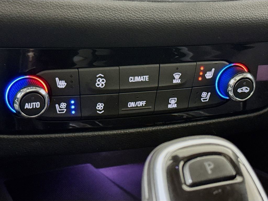 Used 2020 Buick Enclave Avenir w/ Avenir Technology Package AWD/4WD image 21