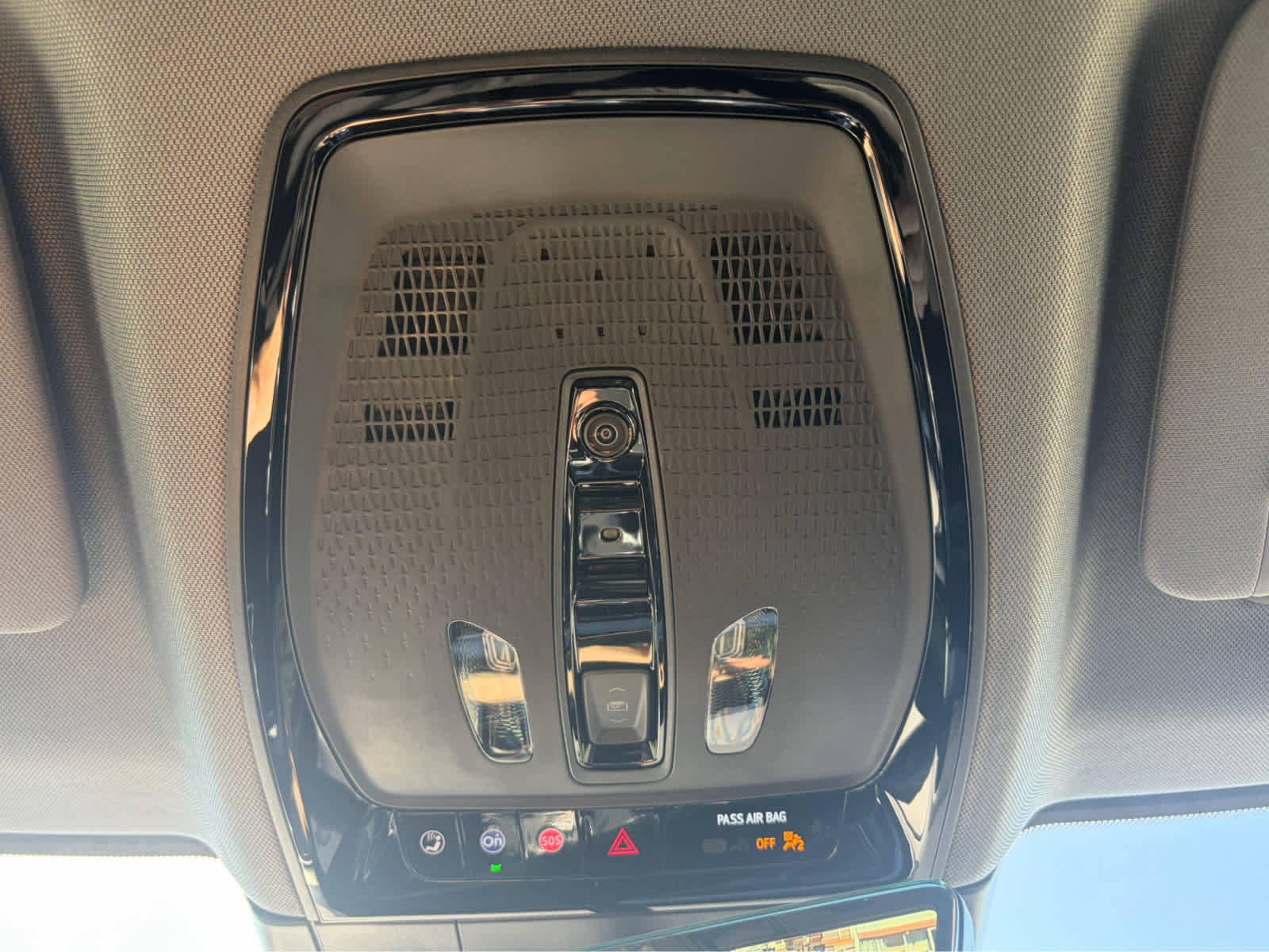 Used 2026 Cadillac Optiq Luxury 1 AWD/4WD image 31