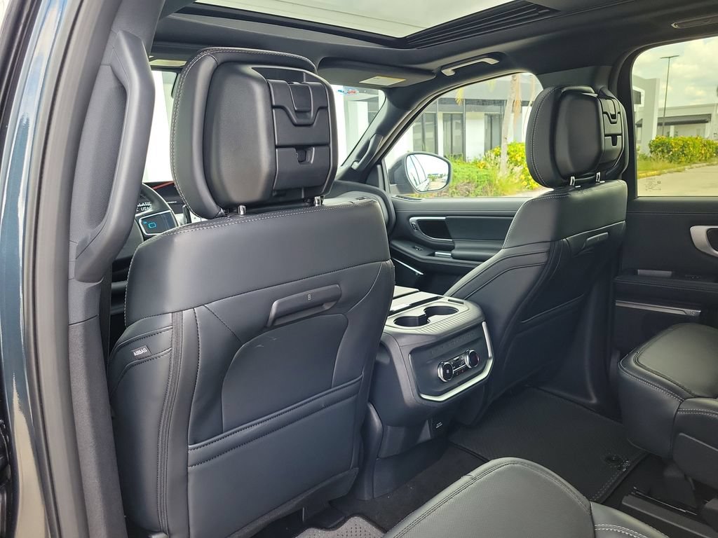 New 2026 Ford Expedition Max Platinum w/ Stealth Appearance Package AWD/4WD image 13