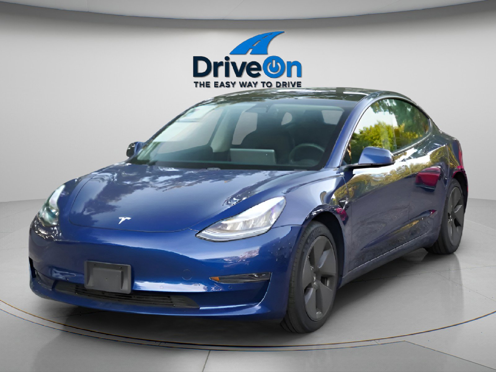 Used 2021 Tesla Model 3 Standard Range Plus image 5