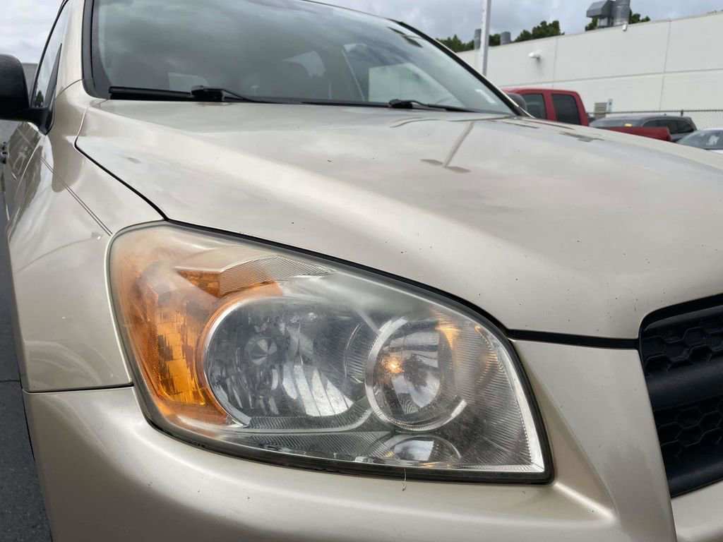 Used 2009 Toyota RAV4 2WD V6 image 4