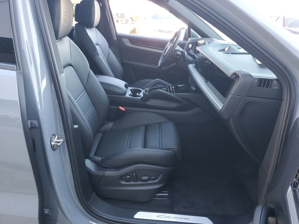 New 2026 Porsche Cayenne Coupe image 16
