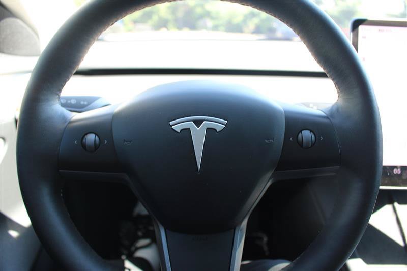Used 2023 Tesla Model 3 Standard Range RWD image 10