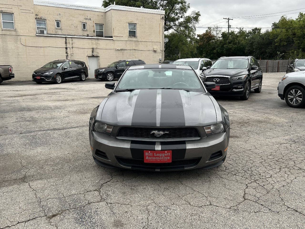 Used 2010 Ford Mustang Coupe RWD image 3